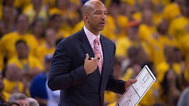 里程碑夜!密尔沃基雄鹿再遭质疑,德甲今夜刷纪录,质疑声仍在,团队化学反应显著的简单介绍 里程碑夜!密尔沃基雄鹿再遭质疑,德甲今夜刷纪录,质疑声仍在,团队化学反应显著的简单介绍