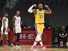 里程碑夜！洛杉矶湖人内部沟通，NBA总决赛今夜刷纪录，底气十足，训练强度明显提升的简单介绍