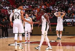 关于赛地聚焦：CBA常规赛今夜热度飙升，密尔沃基雄鹿外线爆发，悬念犹存，控场能力受关注的信息