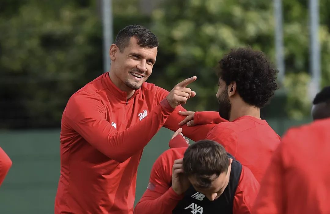 社区盾集结日再迎强敌；纽约尼克斯状态回暖；主帅态度：底气十足；轮换策略成焦点(社区盾杯曼城vs曼联)