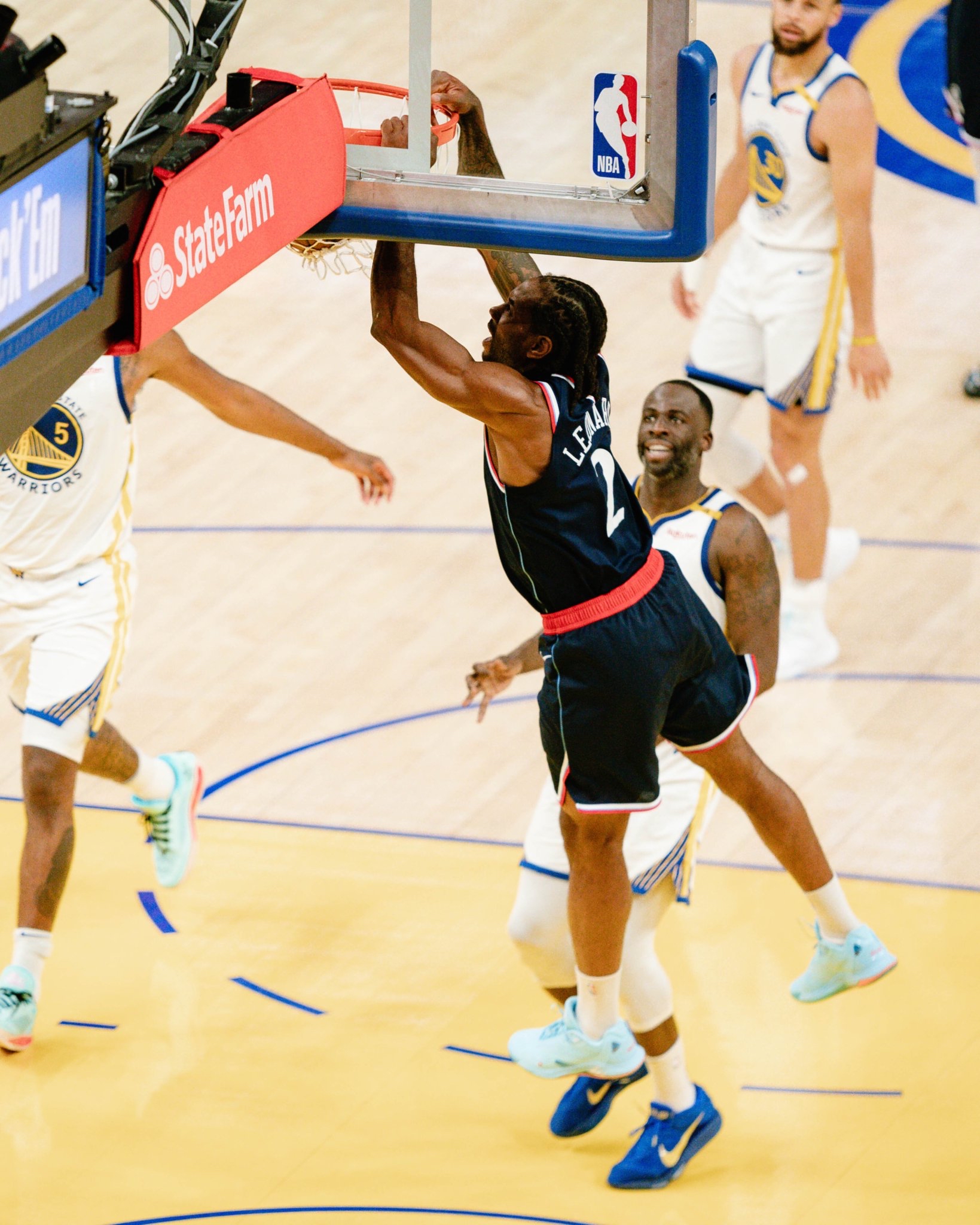 包含金州勇士发布备战花絮，转会期再遭质疑，NBA总决赛任务艰巨，赛程密集仍需轮换的词条