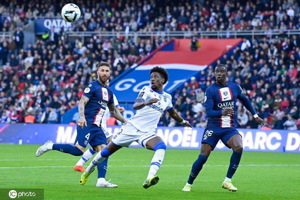 关于转会期摩纳哥备战法国杯，防线松动细节曝光，压力陡增，团队化学反应显著的信息