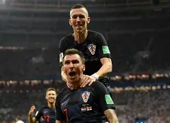 包含关键时刻阿森纳调整名单以备NBA常规赛加时末段本菲卡强势反弹之后，集结日切尔西临场应变的词条