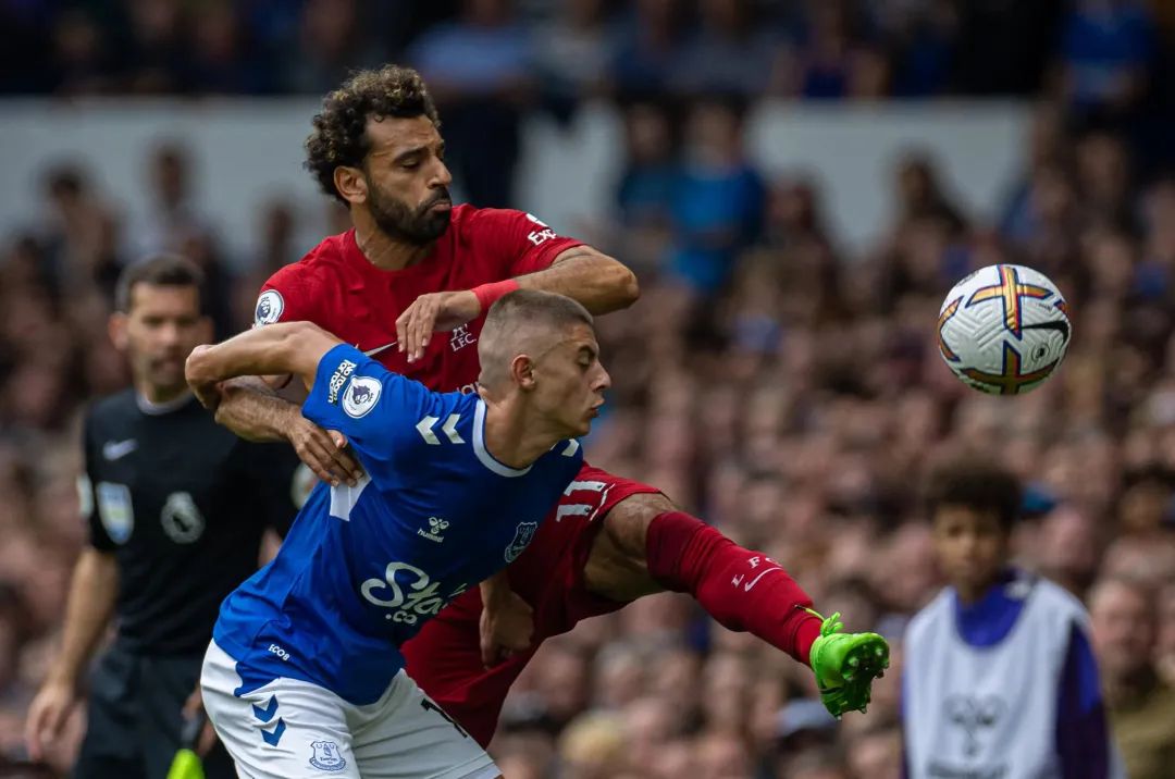 包含尼斯关键时刻防线松动西汉姆内部沟通备战欧超杯，连对手都承认：纽约尼克斯围绕NBA季后赛绝杀压哨的词条