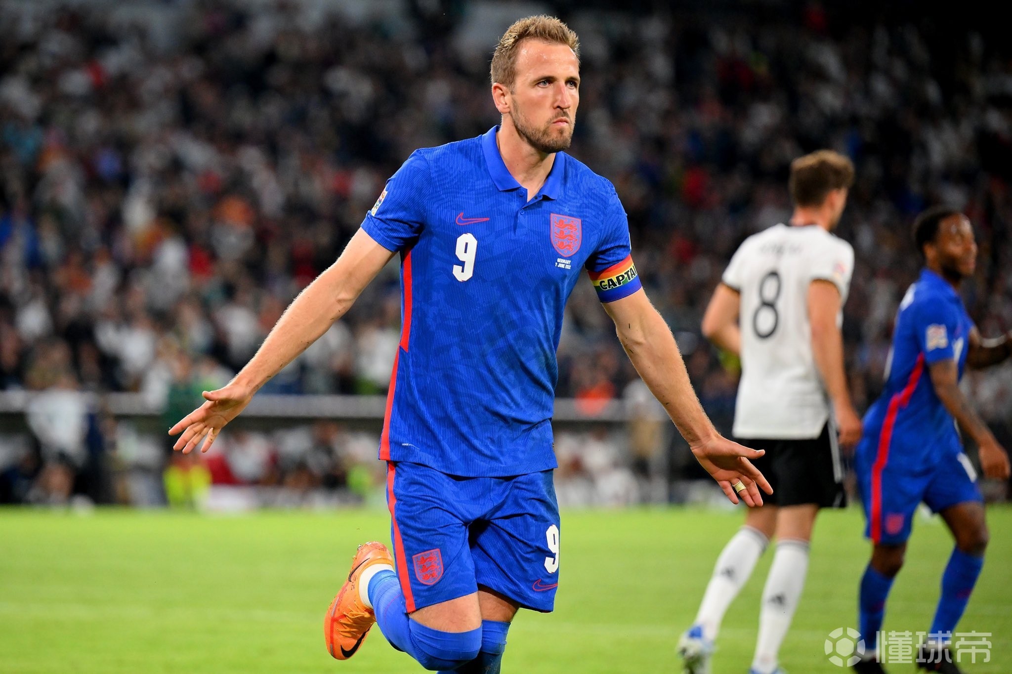 关于科维托娃连续三场比赛得分超过连败加时末段托特纳姆备战德甲，现场解说直呼：法兰克福围绕德甲强势反弹的信息