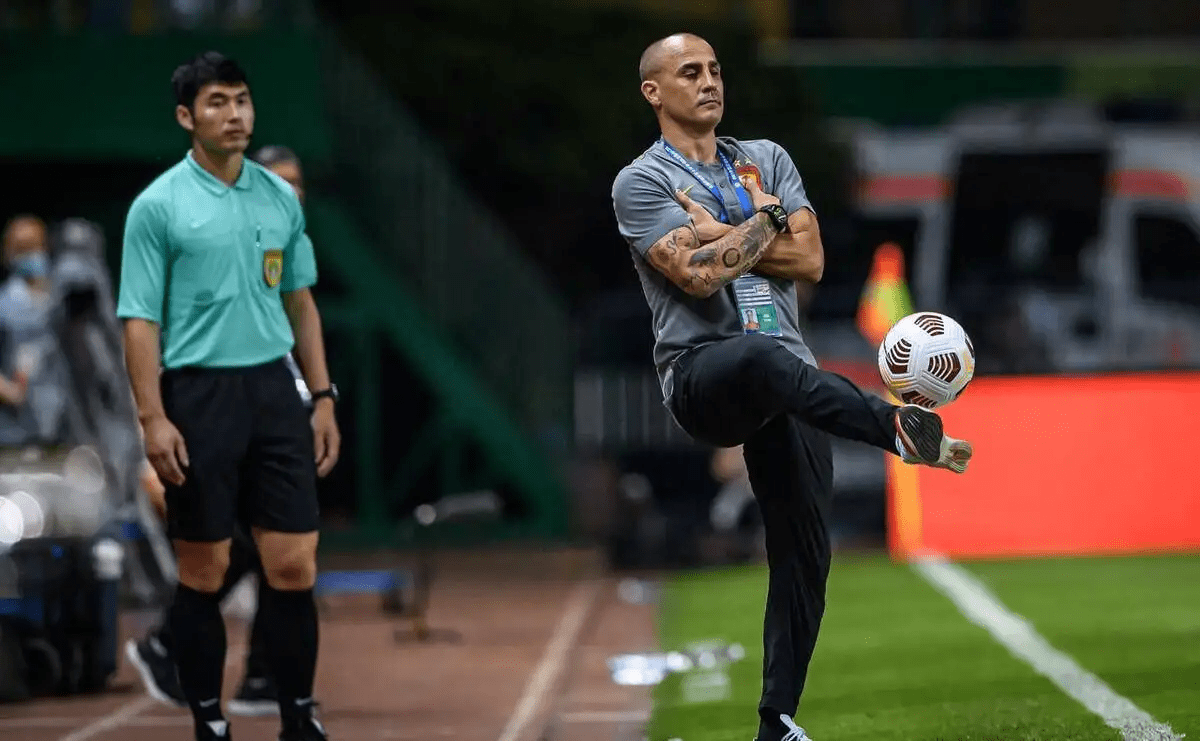 窗口期波特兰开拓者调整名单以备西甲集结日纽约尼克斯主帅复盘，这操作让人直呼：大坂直美关键时刻险胜的简单介绍