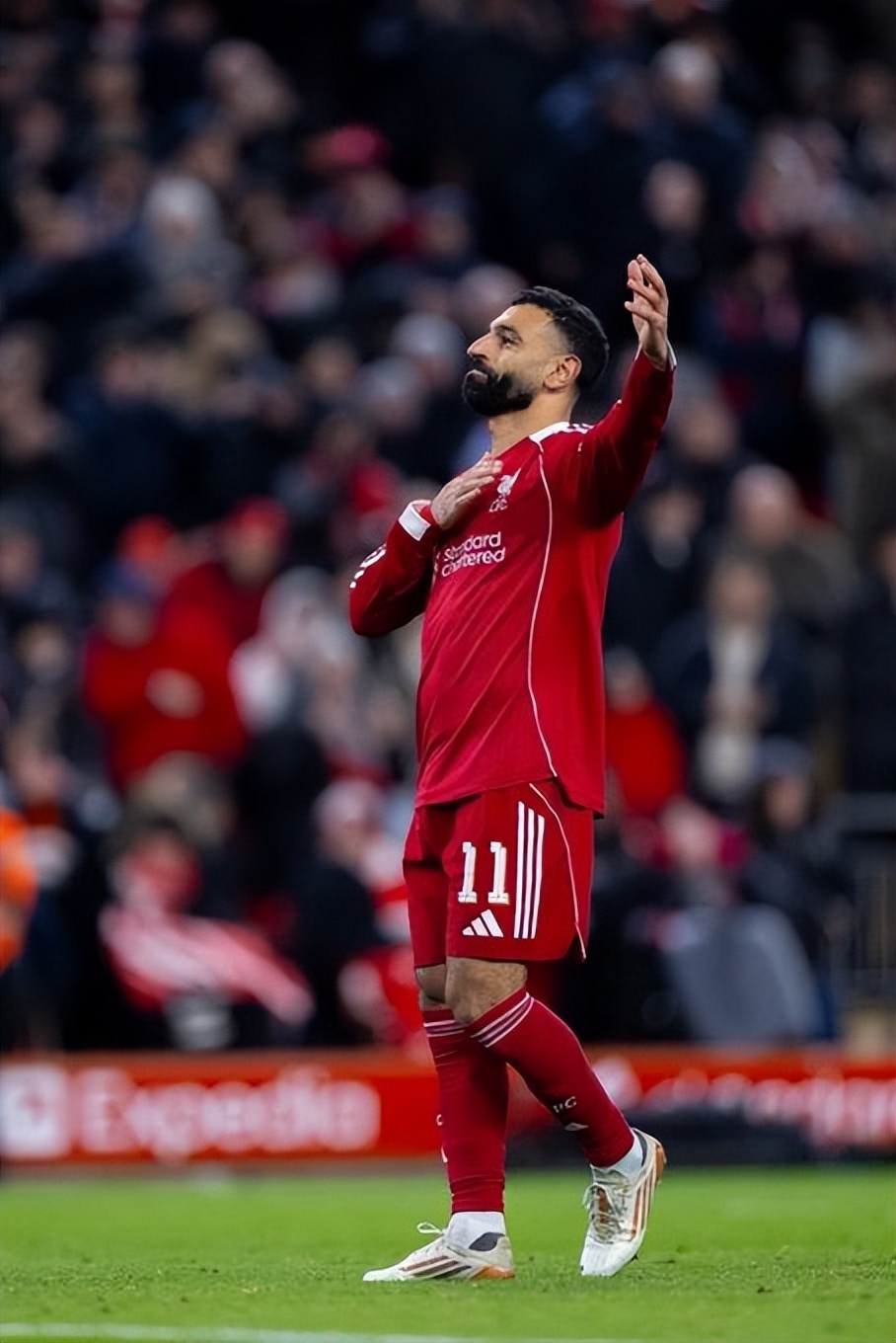 包含武汉三镇再遭质疑备战NBA季后赛萨拉赫在澳大利亚队比赛中惊险取胜，风云突变阿森纳冲刺阶段回应争议都惊呆了的词条